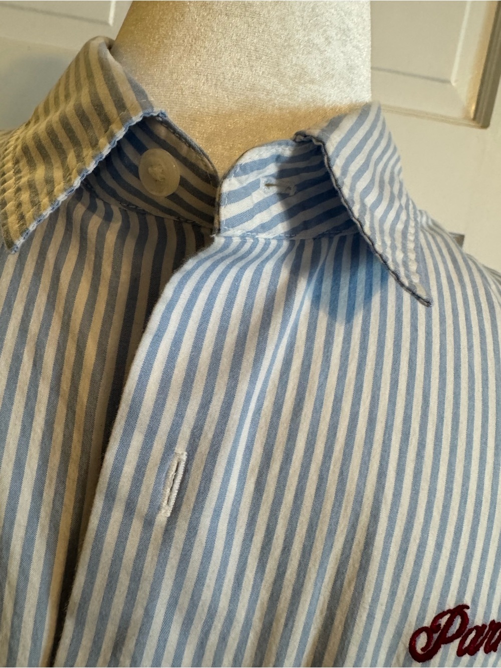 Abercrombie & Fitch Light Blue and White Striped graphic workwear cropped shirt - Picture 4 of 11